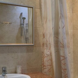 Продажа 4-комн квартиры на вторичном рынке Батюнинская улица,  д. 14