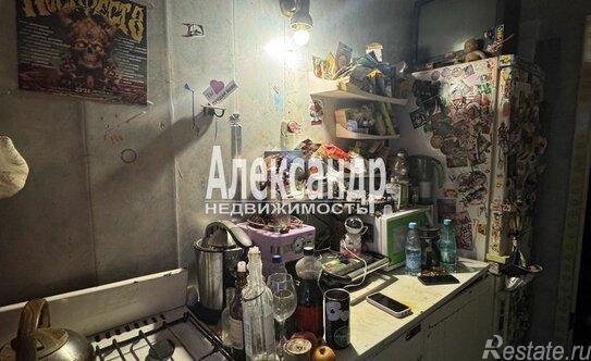 Продажа 1-комн квартиры на вторичном рынке ул Шпалерная,  д. 39