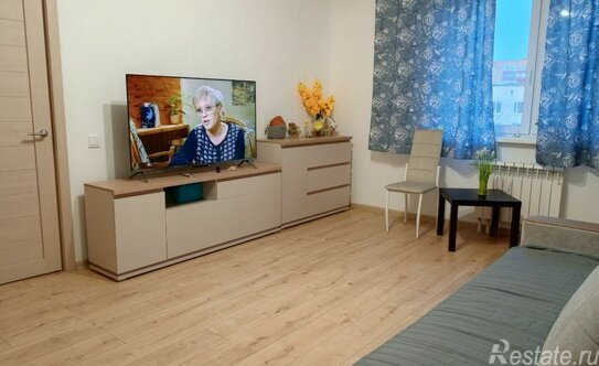 Продажа 1-комн квартиры на вторичном рынке улица Лавочкина,  д. 8А