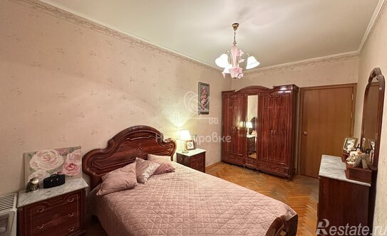 Продажа 3-комн квартиры на вторичном рынке Красносельский 2-й пер,  д. 2