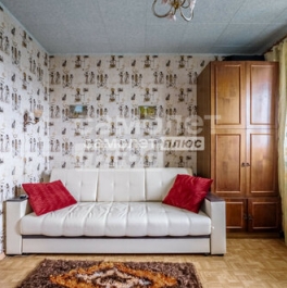 Продажа 3-комн квартиры на вторичном рынке Школьная улица,  д. 110 к1