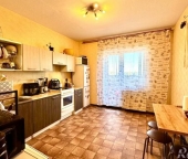 Продать Квартиры вторичка Гатчина, Пушкинское шоссе  13 3