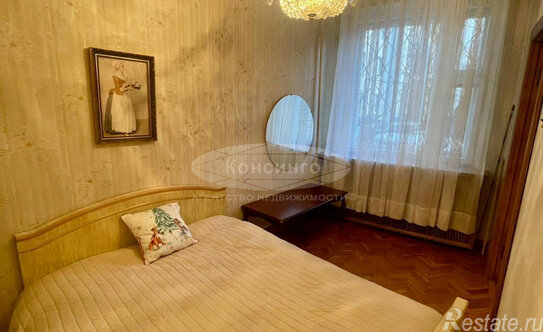 Продажа 3-комн квартиры на вторичном рынке Варшавское ш,  д. 168