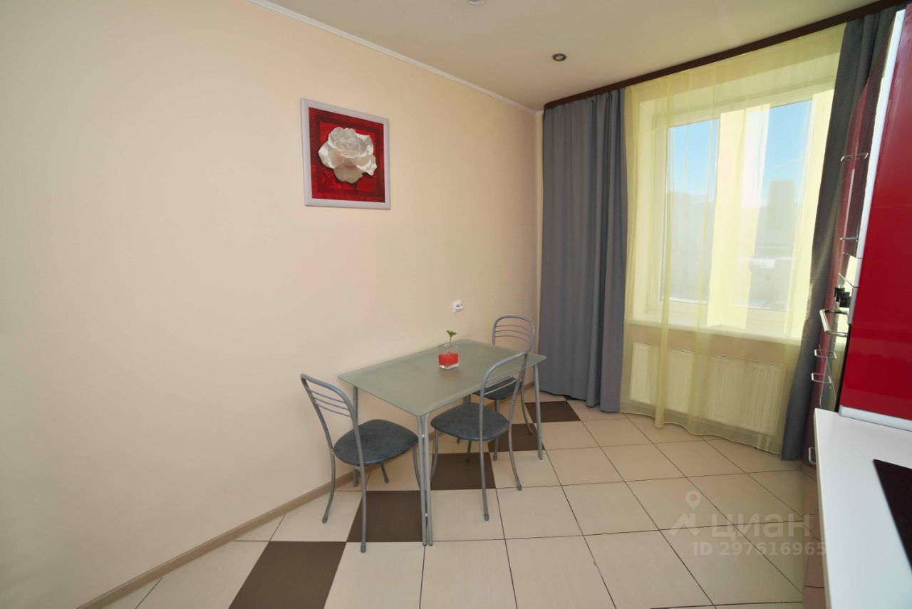 Аренда 1-комн квартиры на вторичном рынке улица Брянцева, 15к2