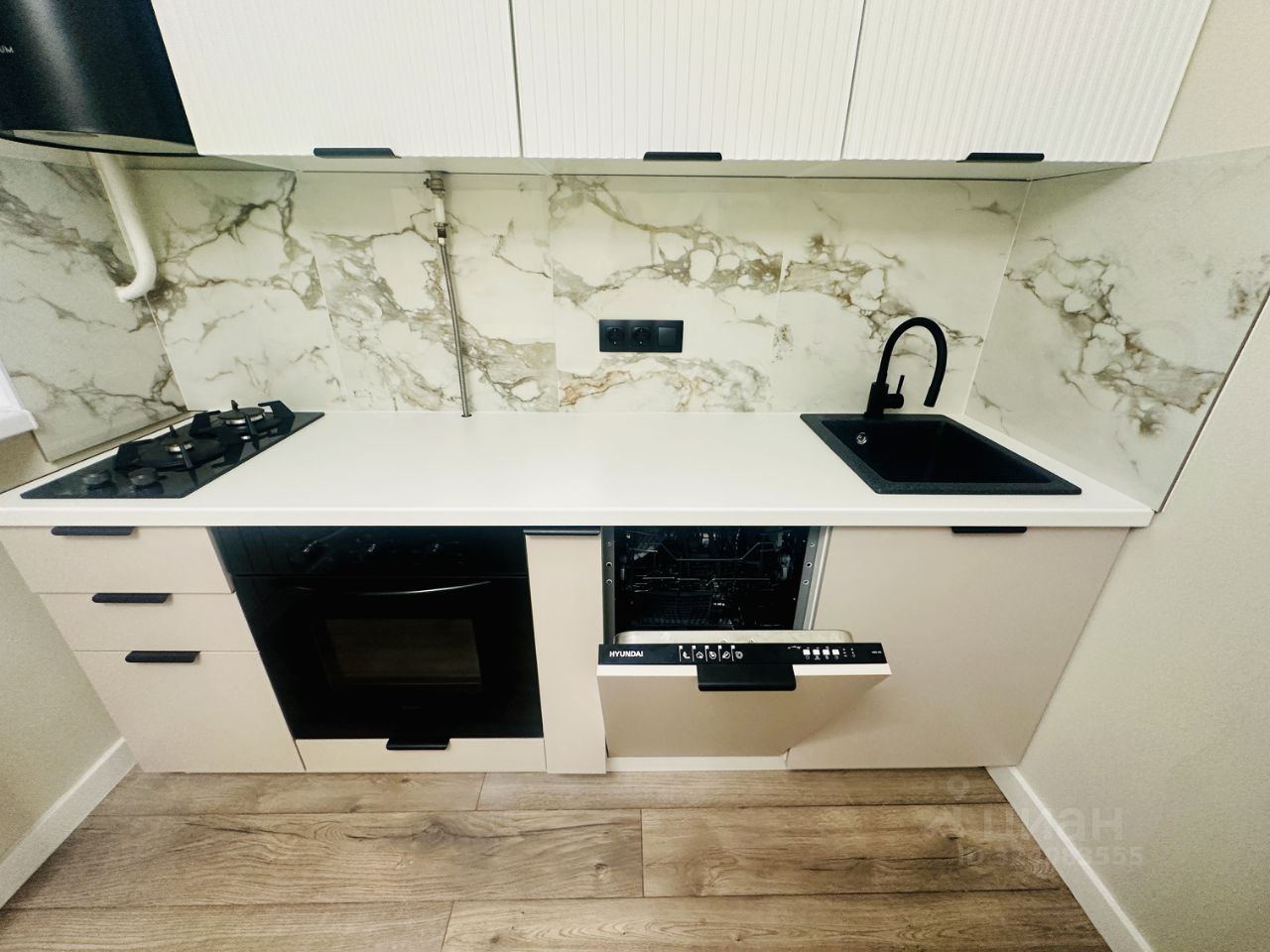 Аренда 1-комн квартиры на вторичном рынке Кутузовский проспект, 9К1