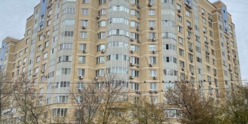4-комн квартира ул Челюскинская,  д. 9