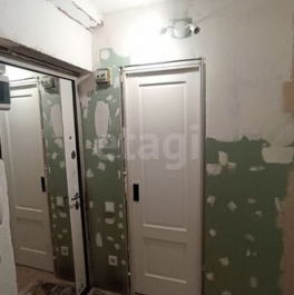 Продажа 4-комн квартиры на вторичном рынке ул Танкиста Хрустицкого,  д. 17