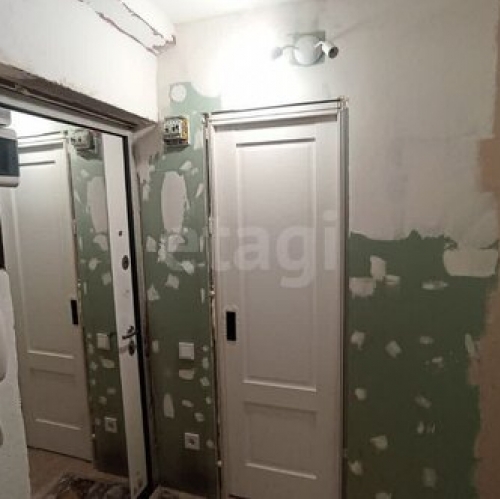 4-комн квартира ул Танкиста Хрустицкого,  д. 17