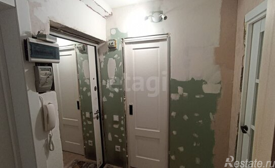 Продажа 4-комн квартиры на вторичном рынке ул Танкиста Хрустицкого,  д. 17