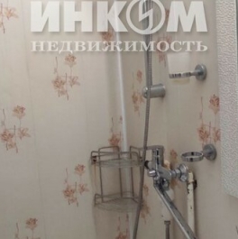 Продажа 1-комн квартиры на вторичном рынке ул Тарутинская,  д. 4,  к. 2