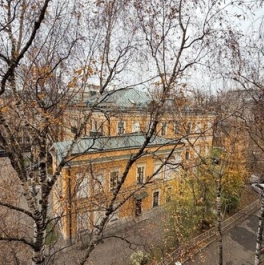 Продажа 3-комн квартиры на вторичном рынке Хохловский переулок,  д. 10 с7