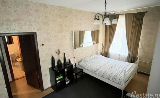 Продажа 3-комн квартиры на вторичном рынке улица Винокурова,  д. 12 к3