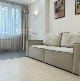 Продажа 3-комн квартиры на вторичном рынке Усачёва улица,  д. 29 к7