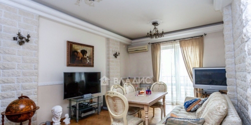 3-комн квартира Предтеченский Б. пер,  д. 31