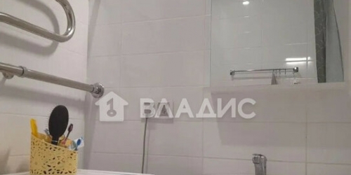 2-комн квартира улица Константина Федина,  д. 13