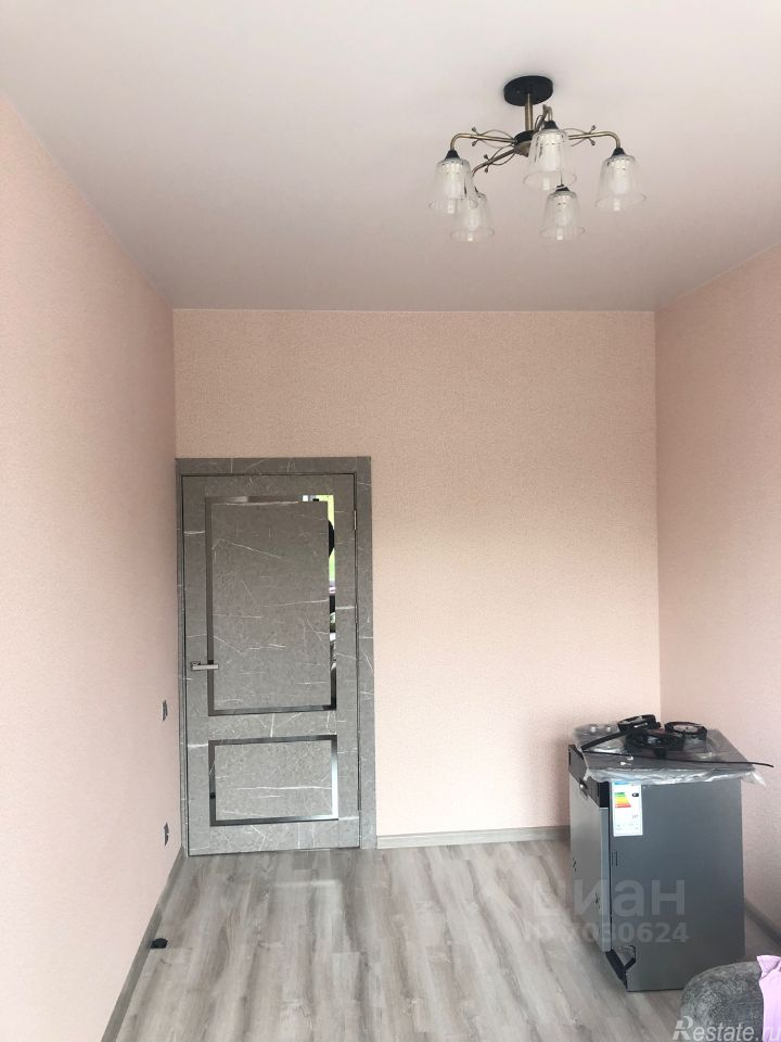 Продажа 2-комн квартиры на вторичном рынке Клин, Спортивная улица,  д. 13