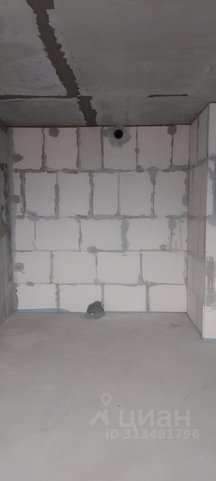 Продажа 1-комн квартиры на вторичном рынке улица Авиаторов, 1