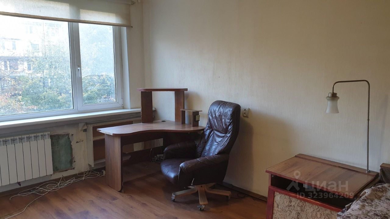 Продажа 1-комн квартиры на вторичном рынке Будапештская улица, 3К2