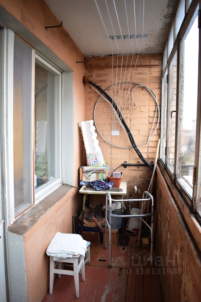 Продажа 2-комн квартиры на вторичном рынке Климовск мкр, улица Победы,  д. 14