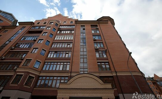 Продажа 3-комн квартиры на вторичном рынке Международный, ул Береговая,  д. 10