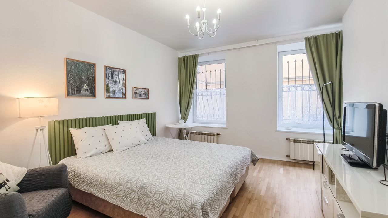 Аренда 2-комн квартиры на вторичном рынке набережная Реки Фонтанки, 107