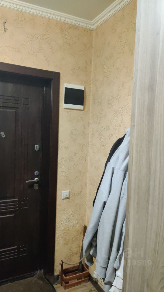 Продажа 2-комн квартиры на вторичном рынке Губернский мкр, улица Земская,  д. 13