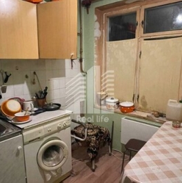 Продажа 2-комн квартиры на вторичном рынке ул Новогиреевская,  д. 13