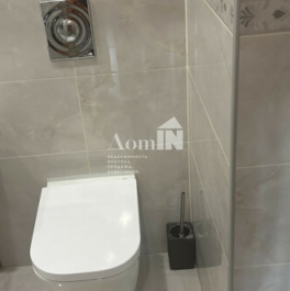 Продажа 2-комн квартиры на вторичном рынке Въезд, Пушкинское шоссе,  д. 13 к5
