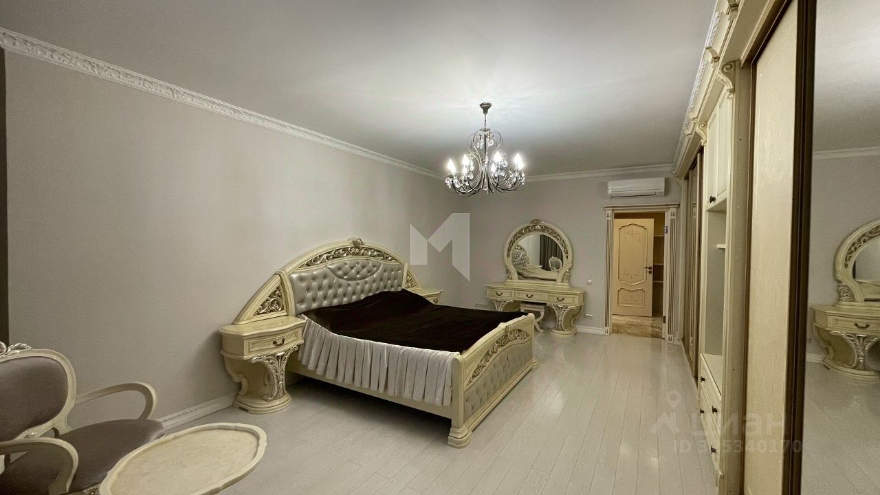 Продажа 4-комн квартиры на вторичном рынке Истринская улица, 8к3