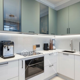 Продажа 3-комн квартиры на вторичном рынке Зеленина М. ул,  д. 4