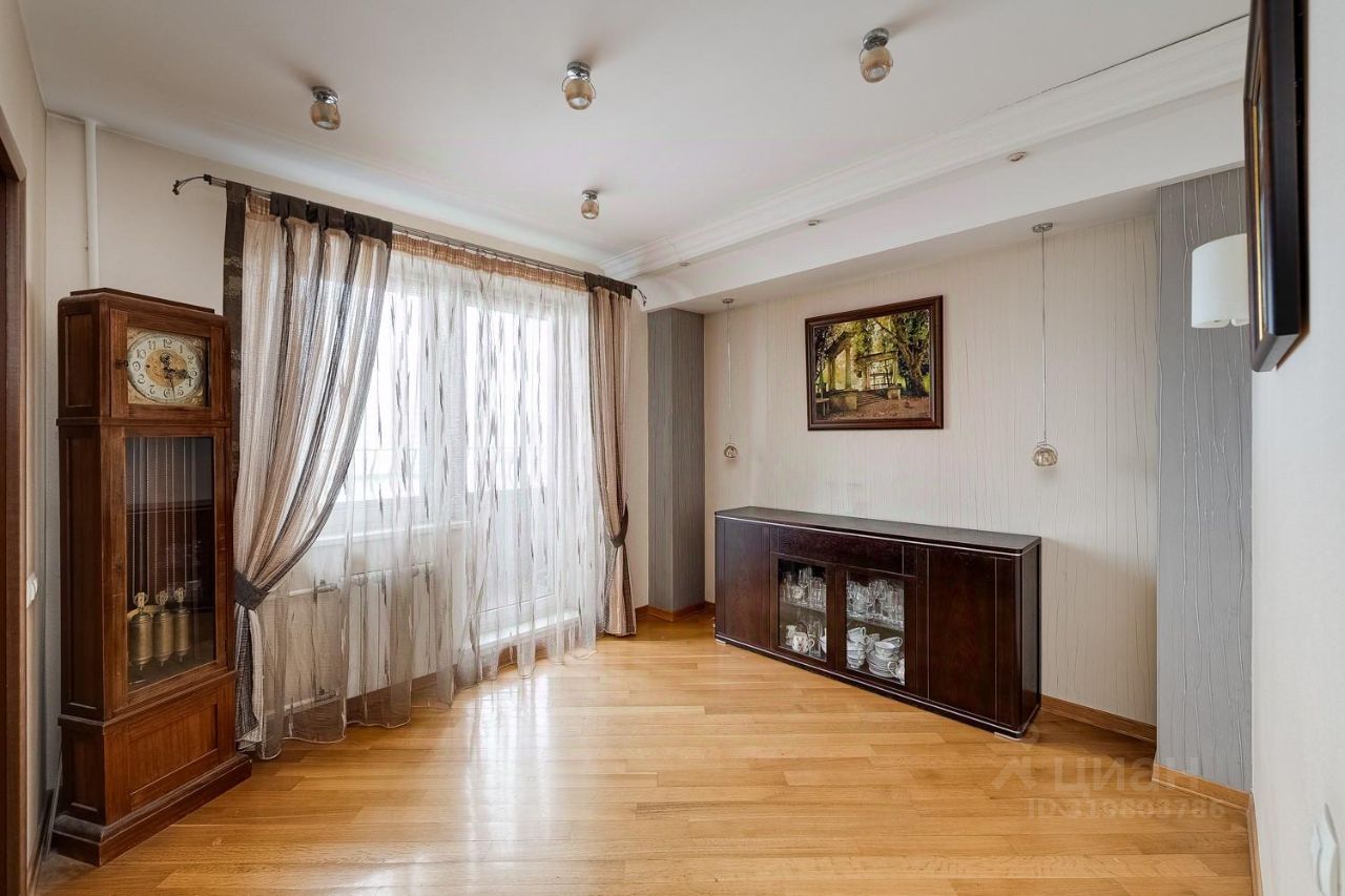 Продажа 5-комн квартиры на вторичном рынке 4-й Вятский переулок, 16К2