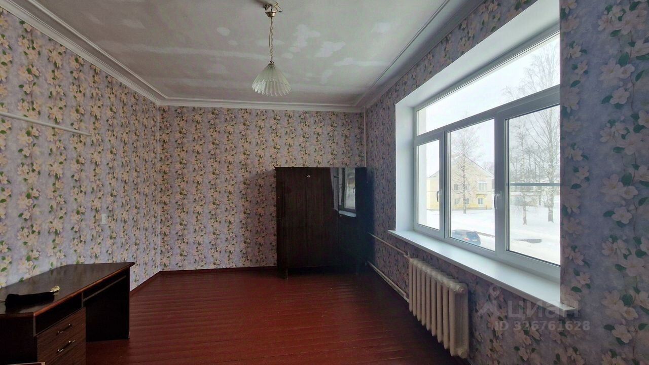 Продажа 2-комн квартиры на вторичном рынке Бокситогорск, Социалистическая улица, 15