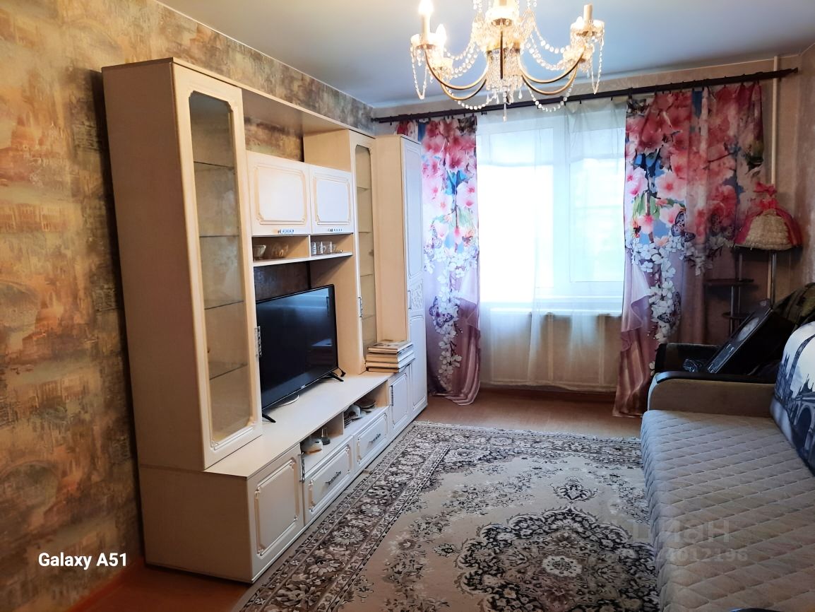 Продажа 2-комн квартиры на вторичном рынке Ситцевая улица, 3К3