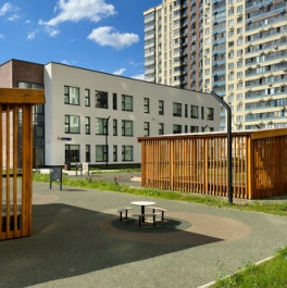 Продажа 3-комн квартиры на вторичном рынке Зенино, улица Камова,  д. 7 к2