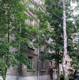 Продажа 2-комн квартиры на вторичном рынке Новоколомяжский пр-кт,  д. 12,  к. 1