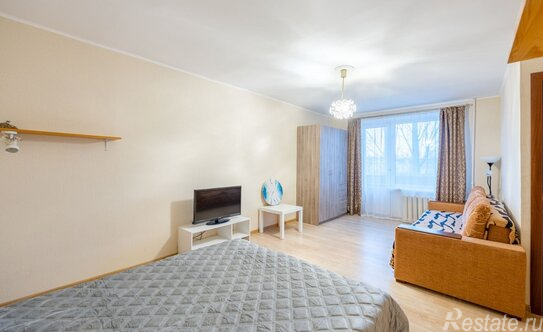 Аренда 1-комн квартиры на вторичном рынке улица Академика Комарова,  д. 14А