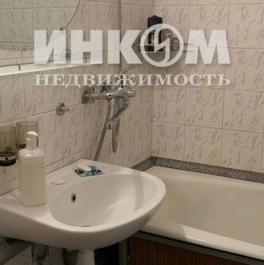 Продажа 3-комн квартиры на вторичном рынке ул Менжинского,  д. 38,  к. 1