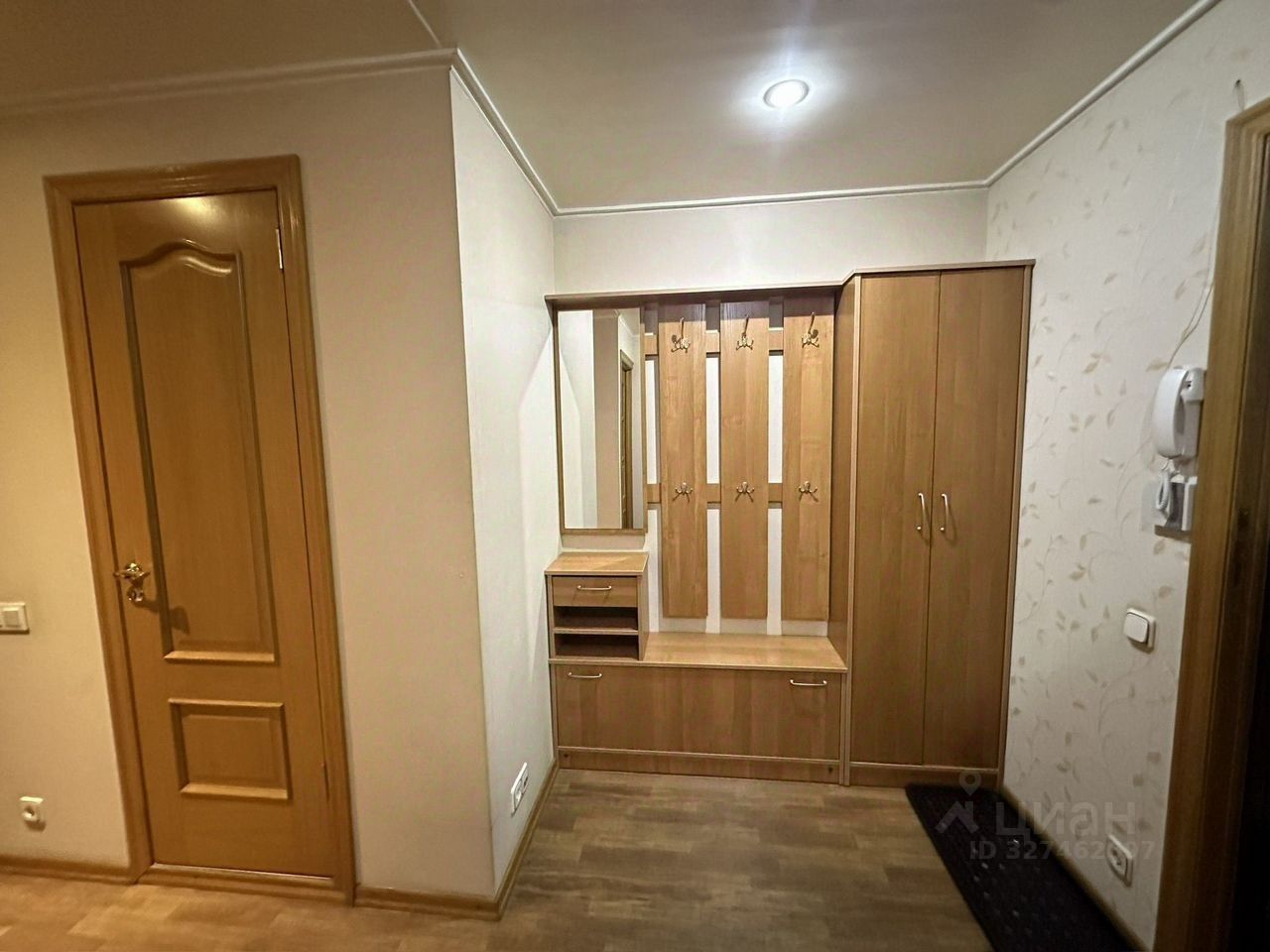Продажа 1-комн квартиры на вторичном рынке проспект Авиаконструкторов, 42К2