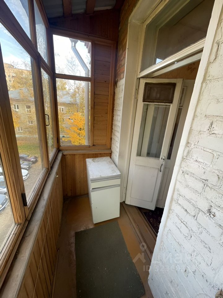 Продажа 2-комн квартиры на вторичном рынке Лобня, улица Ленина, 8