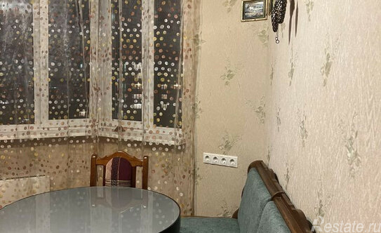 Аренда 2-комн квартиры на вторичном рынке Новорогожская улица,  д. 8