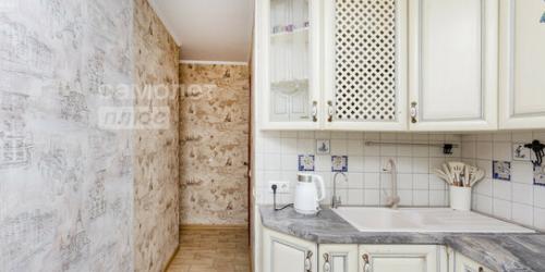 2-комн квартира ул Адмирала Макарова,  д. 33