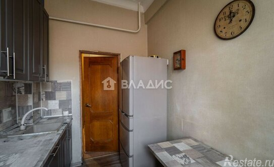 Продажа 2-комн квартиры на вторичном рынке Кутузовский пр-кт,  д. 19