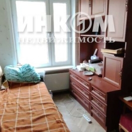 Продажа 3-комн квартиры на вторичном рынке Тепличный пер,  д. 7