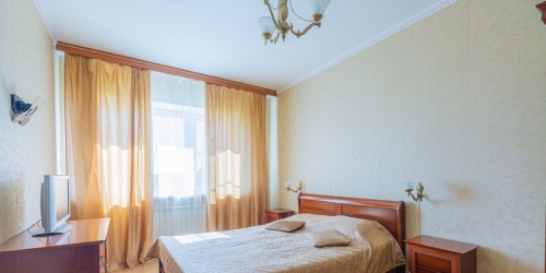 2-комн квартира Троицкая пл.,  д. 1