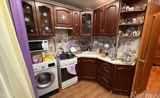 Продажа 2-комн квартиры на вторичном рынке Решетниково, Парковая улица,  д. 5