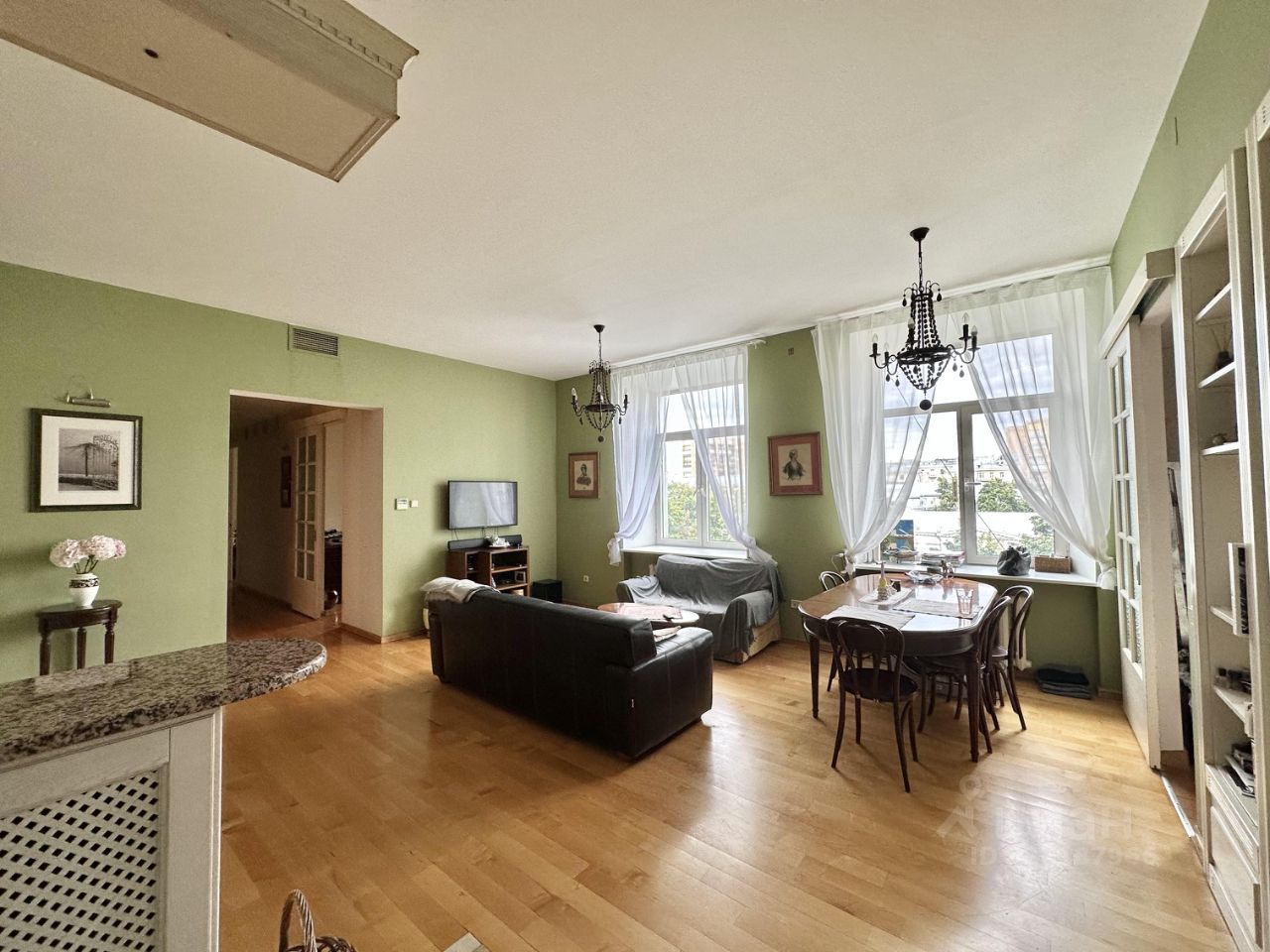 Продажа 4-комн квартиры на вторичном рынке Большой Ржевский переулок, 11