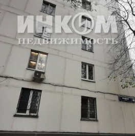 Продажа 2-комн квартиры на вторичном рынке Алтайская улица,  д. 16