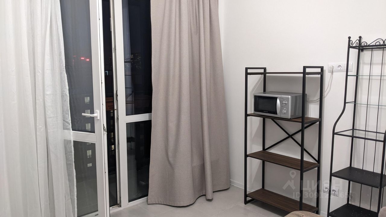 Аренда 1-комн квартиры на вторичном рынке Сиреневый бульвар, 4/1