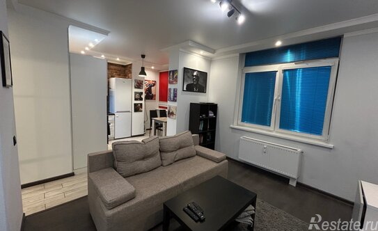 Продажа 1-комн квартиры на вторичном рынке Маршала Блюхера пр-кт,  д. 9 к2