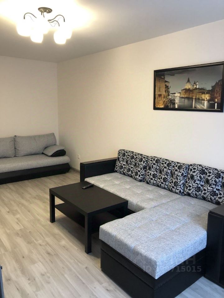 Продажа 1-комн квартиры на вторичном рынке Северный бульвар, 5А